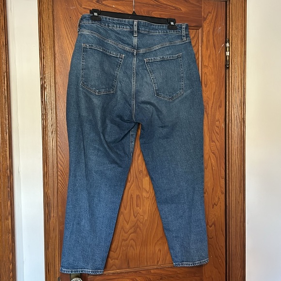 Old navy jeans - Picture 3 of 3